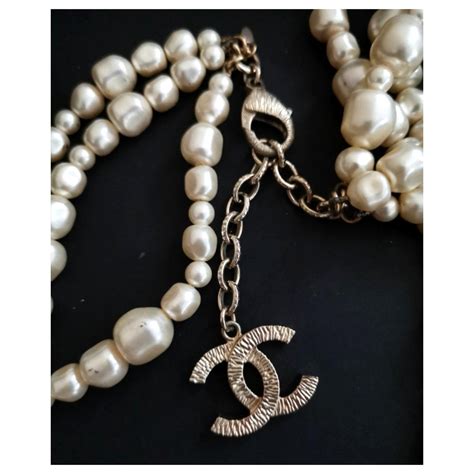 chanel collier perles